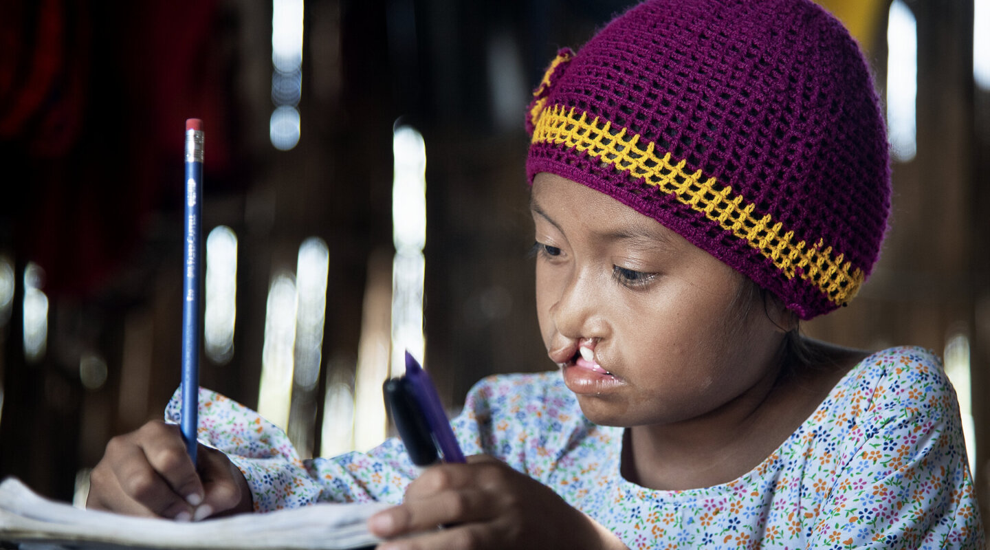 One of Lexxi's favorite activities is drawing the landscapes and animals of her home village in La Guajira Desert, Colombia.