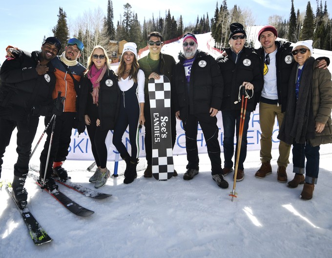 DeVaughn Nixon, Evan Ross, Jennifer Salke, Brooke Burke, Henry Golding, Andrew Zimmern, Dr. Bill Magee, Michael Trevino and Kathy Magee attend Operation Smile’s 10th Annual Park City Ski Challenge Presented By The St. Regis Deer Valley & Deer Valley Resort at The St. Regis Deer Valley on April 02, 2022 in Park City, Utah. (Photo by Alex Goodlett/Getty Images for Operation Smile)